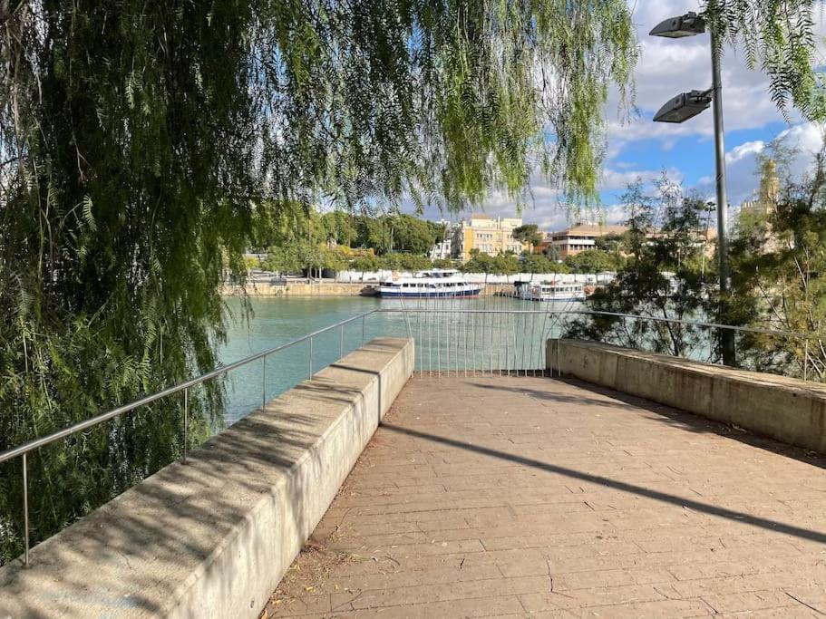 Selva La Bella. En El Corazon De Triana Lägenhet Sevilla Exteriör bild
